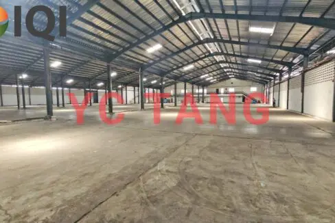 Spacious detached factory for rent in Perai with 208,000 sq. ft. land area, 155,000 sq. ft. build-up area, 11 loading bays, and 1000 AMP power supply.