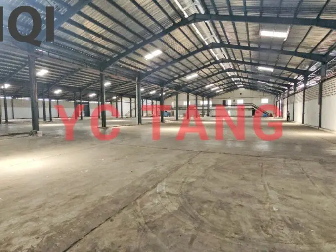 Spacious detached factory for rent in Perai with 208,000 sq. ft. land area, 155,000 sq. ft. build-up area, 11 loading bays, and 1000 AMP power supply.