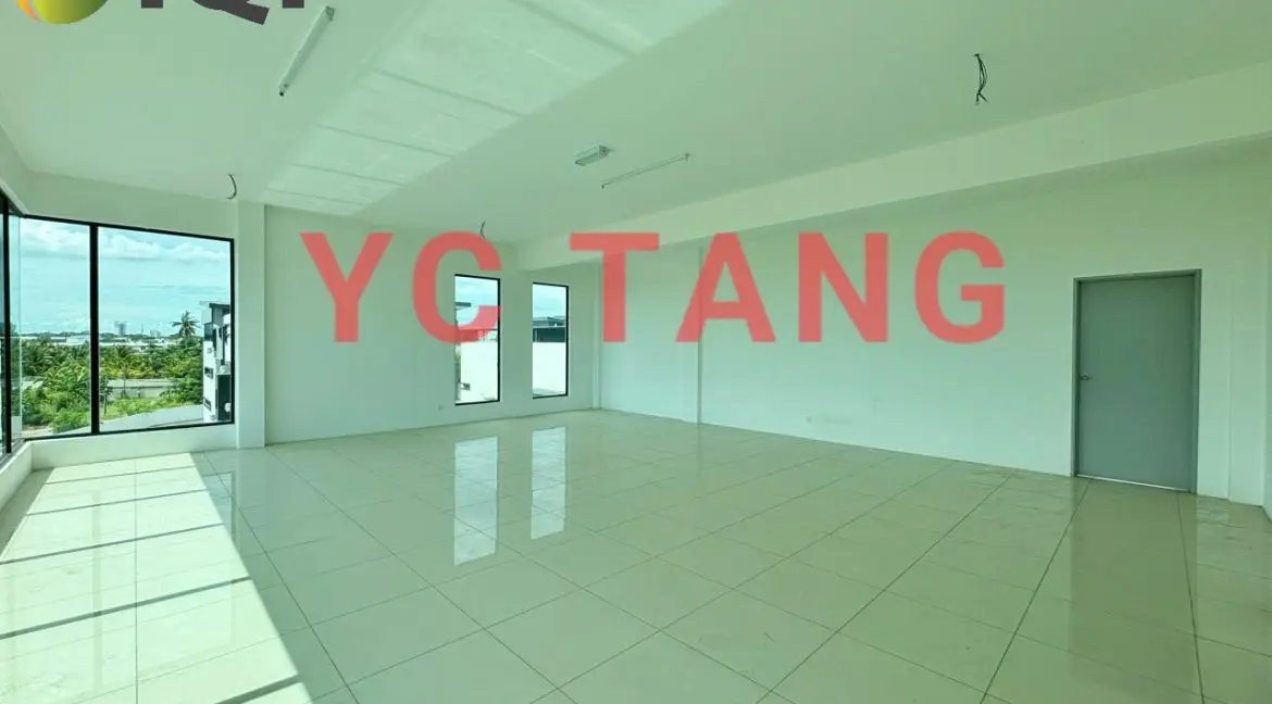 Permatang Tinggi Semi Detached Factory For Rent