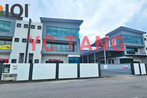 Permatang Tinggi Semi Detached Factory For Rent