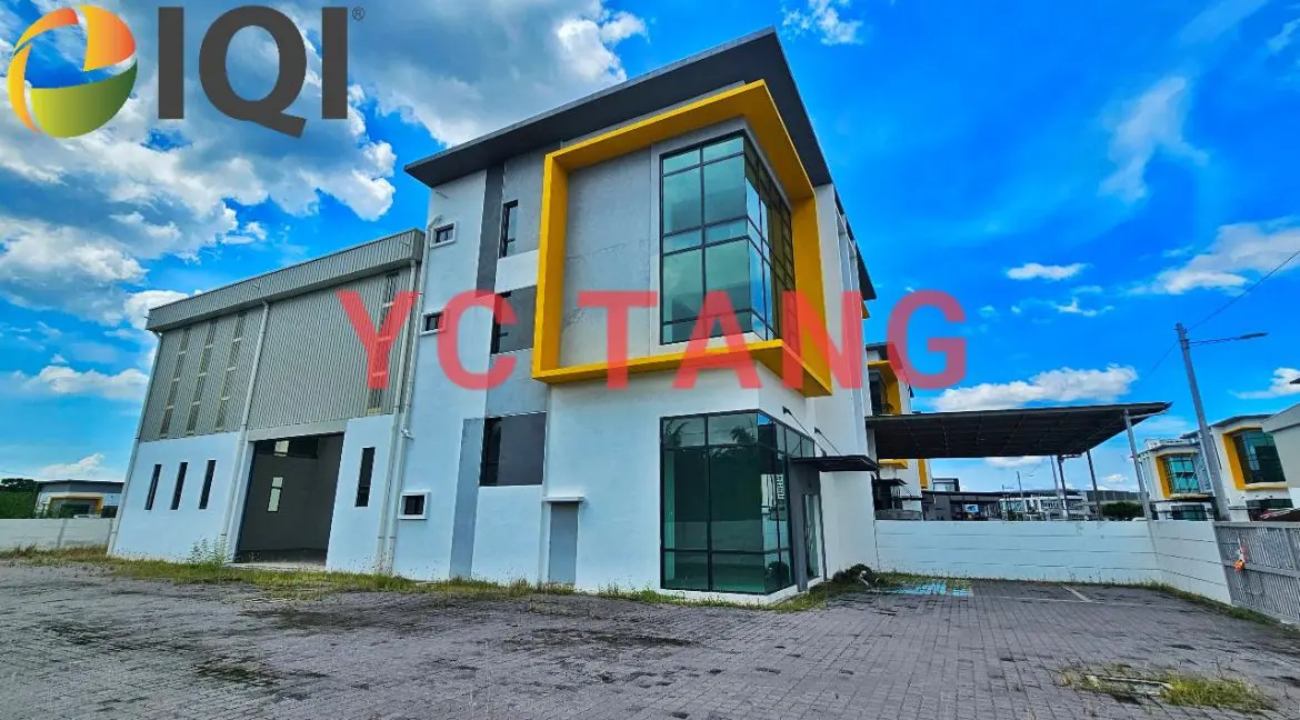 Alma Signature Industri Park Semi Detached for Rent |