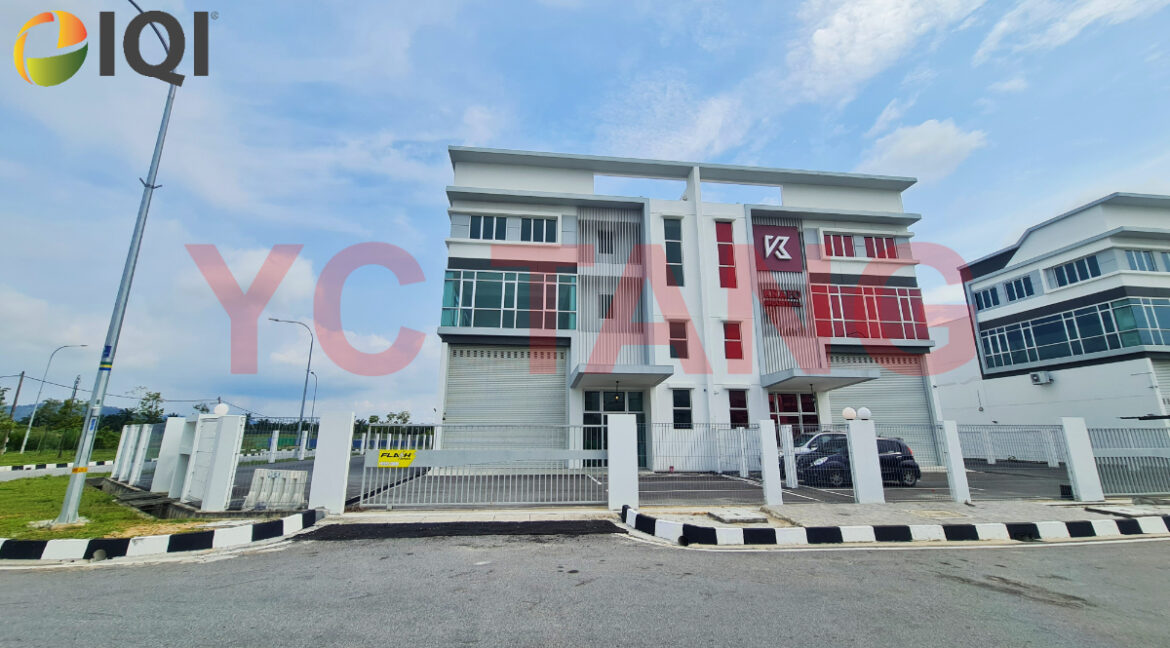 Semi Detached Factory For Rent At Golden Gateway Valdor