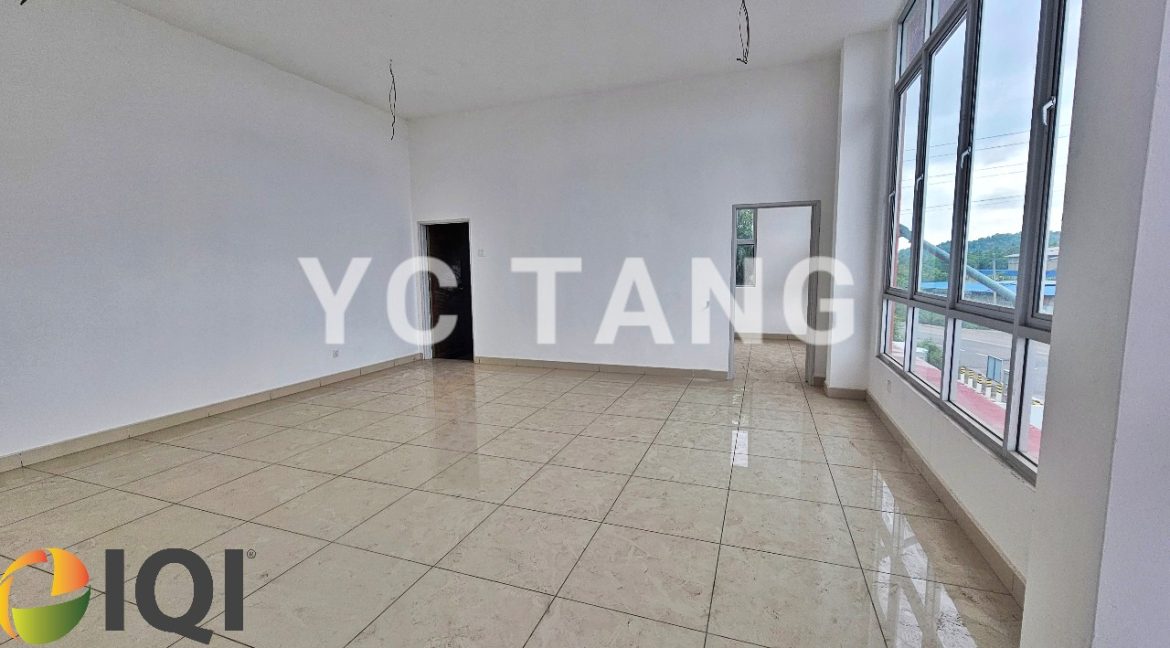 Juru Detached Factory For Rent – High-Clearance 29–35ft, Ample Yard