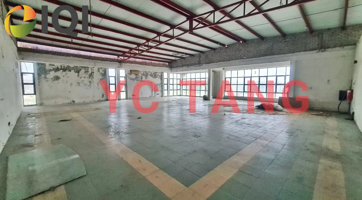 Valdor 2.7 Acre Factory For Rent