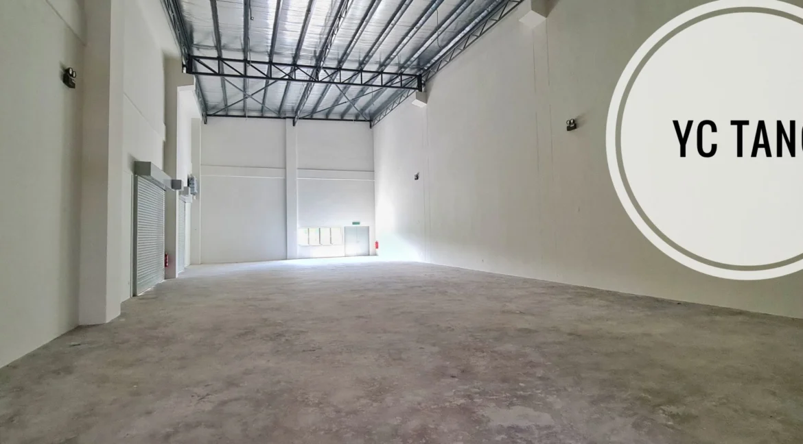 Golden Gateway Semi Detached Factory For Rent