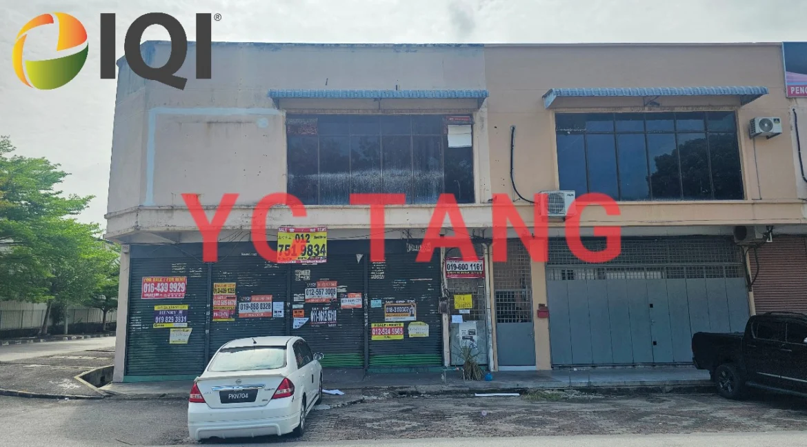 1.5 Terrace Factory At Taman Perindustrian Ringan Juru For Rent