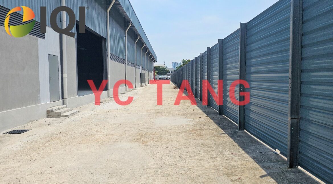 2.2 Acre Detached Factory At Bukit Minyak For Rent