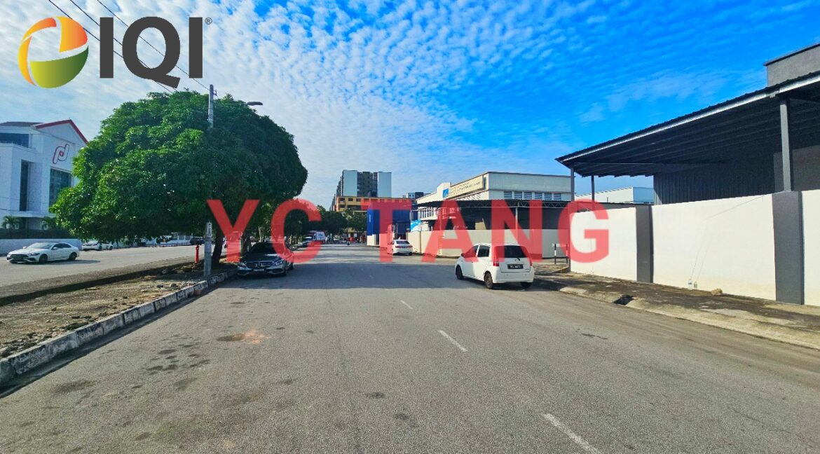 Mak Mandin Semi Detached Factory For Rent