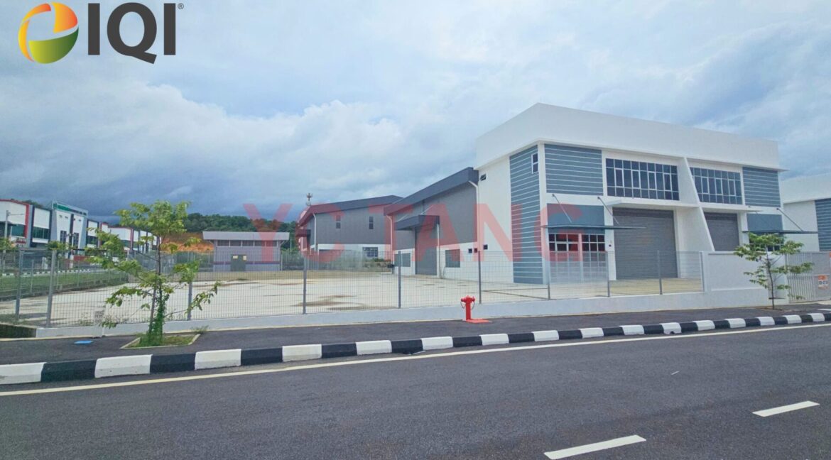 Kulim Taman Industri Waja Semi Detached Factory Corner For Rent