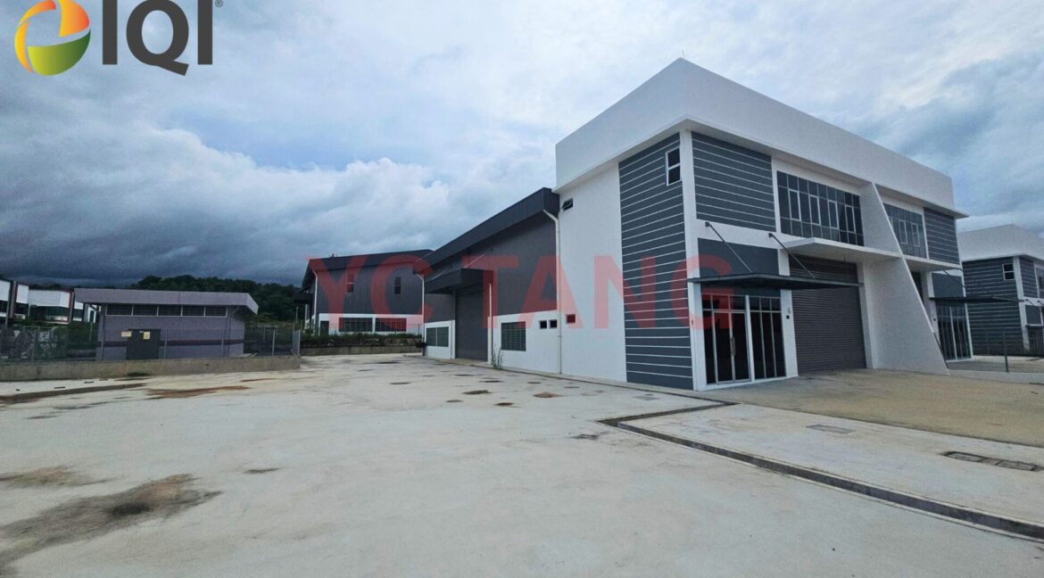 Kulim Taman Industri Waja Semi Detached Factory Corner For Rent