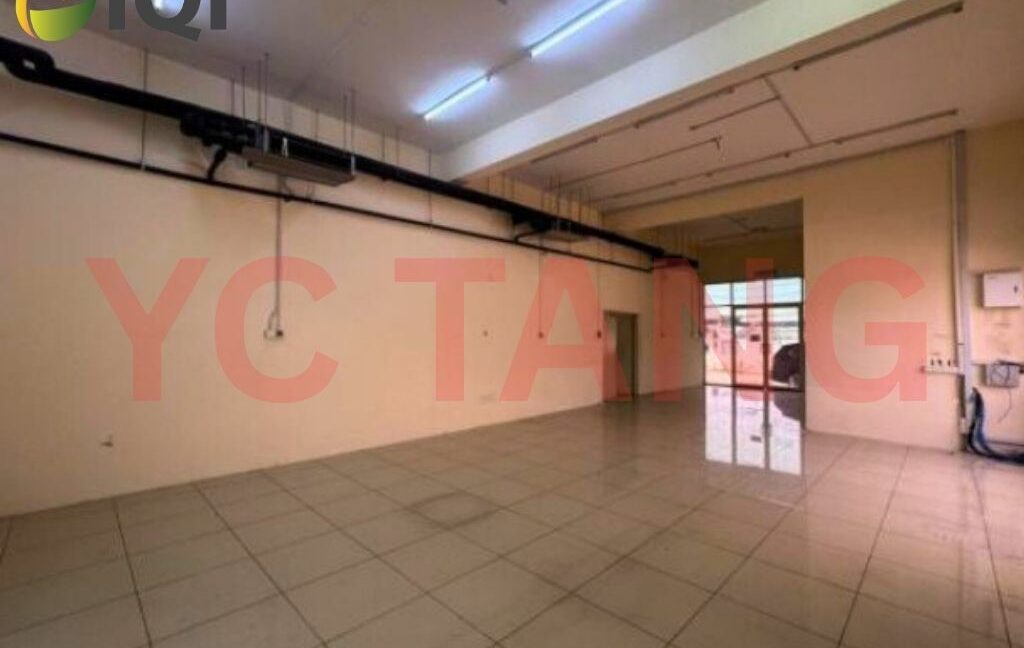 Juru Kawasan Industri Ringan  Semi D Factory Corner For Rent