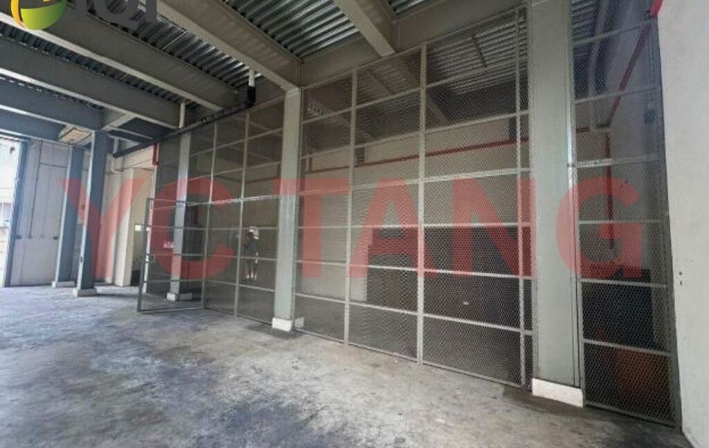 Juru Kawasan Industri Ringan  Semi D Factory Corner For Rent