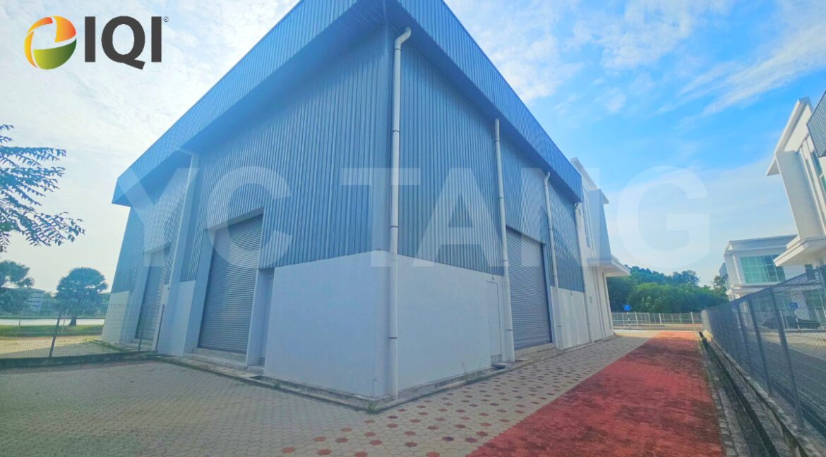 Taman Industri Oren Semi Detached Factory For Rent | 30ft Ceiling | 100 AMP