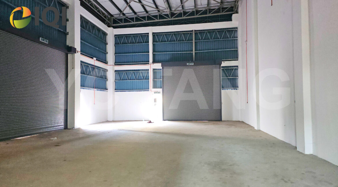 Taman Industri Oren Semi Detached Factory For Rent | 30ft Ceiling | 100 AMP