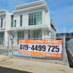 Taman Industri Oren semi-detached factory for rent – facade view